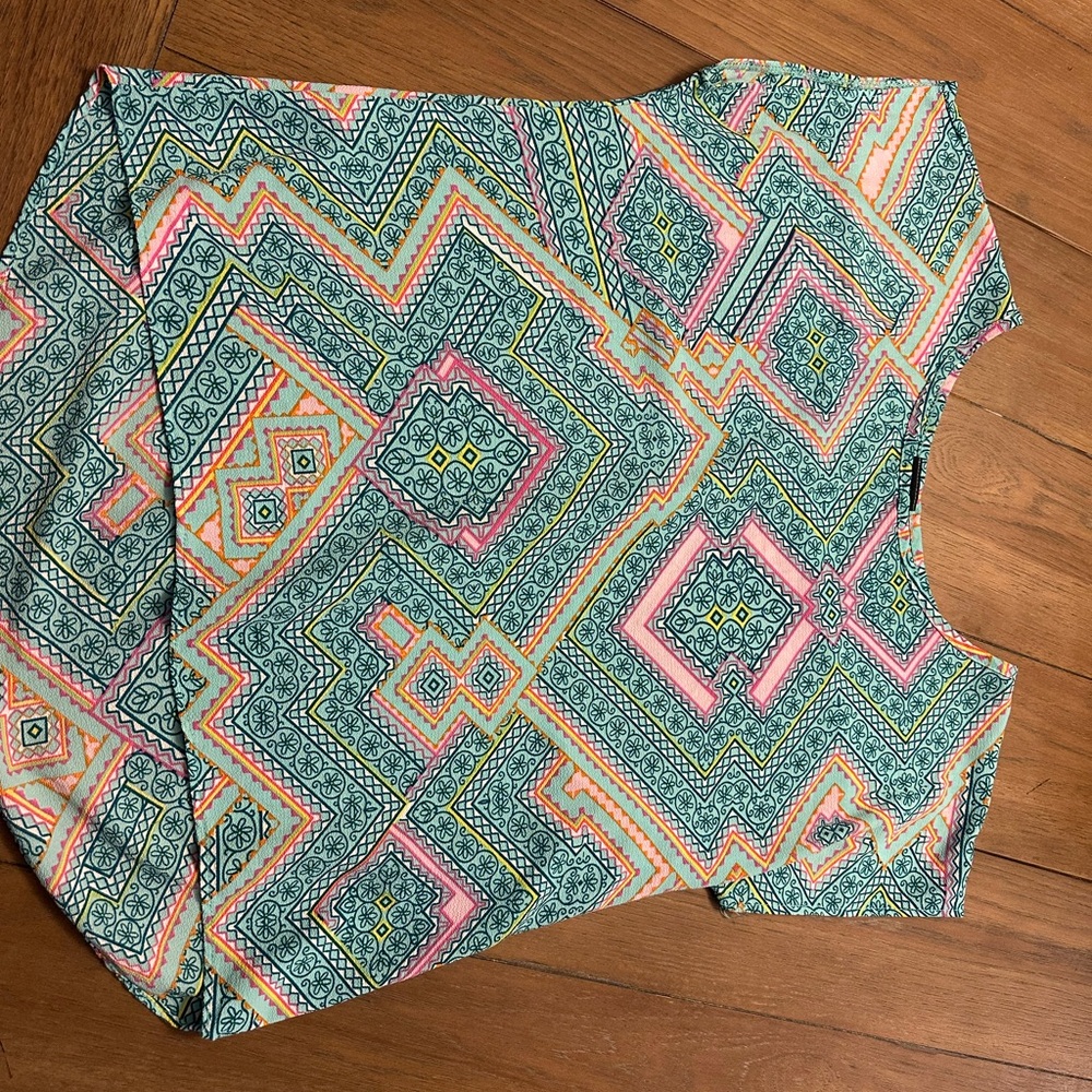 Zenobia Multicolor Geometric Print Top